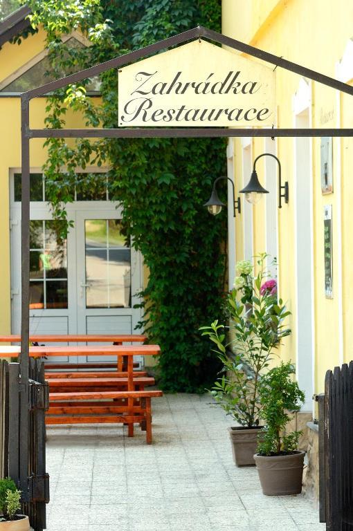 Hotel Leopold Račín Kültér fotó